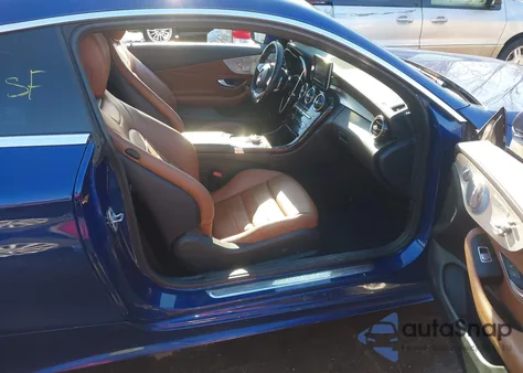 2017 Mercedes-Benz C 300 4Matic z USA, uszkodzony, nr VIN WDDWJ4KB5HF400616